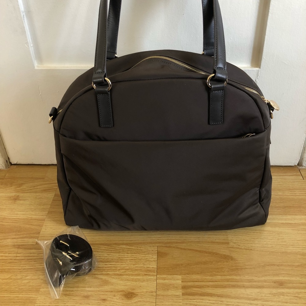 Lo & Sons - O.M.G. Overnight Travel (Choc/Gold)